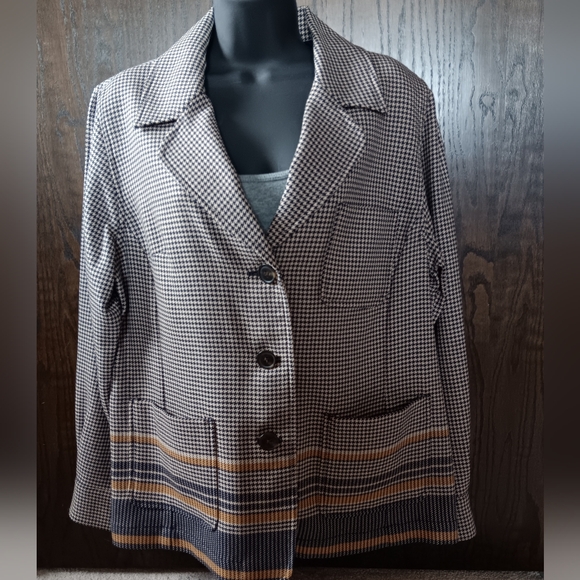 Pendleton Jackets & Blazers - Pendleton Women's Houndstooth Blazer with Striped Hem